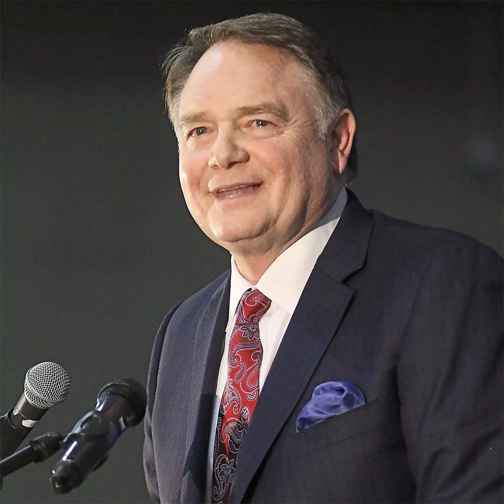 Coach Houston Nutt